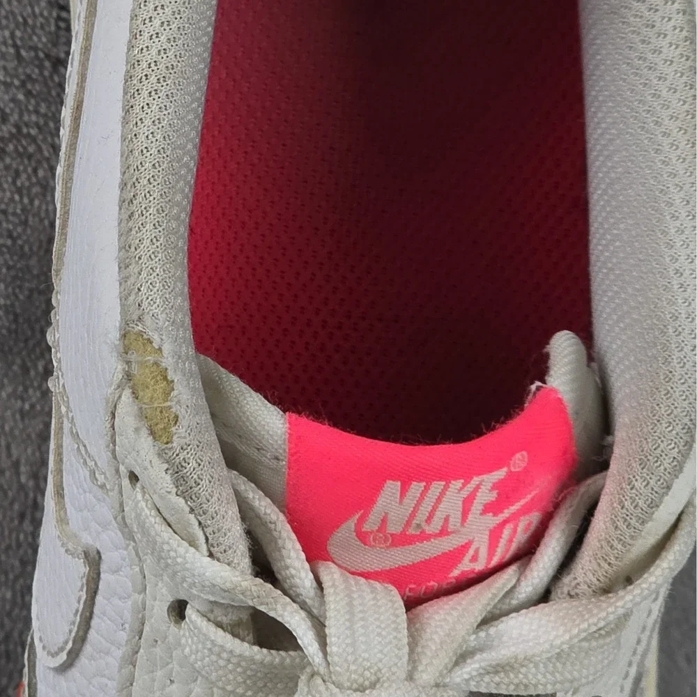 Nike Air Force 1 AO2298-101 Size 5.5Y White Hot Pink Soles 2018
